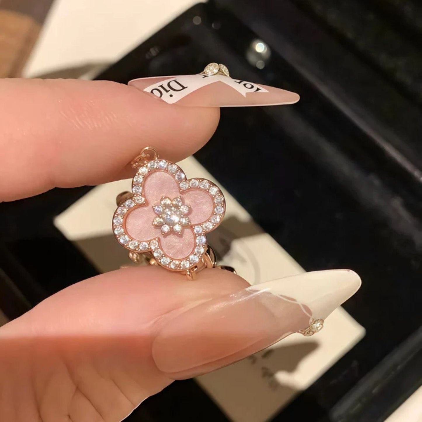 🔥Last Day Discount 70%--Diamond Clover Bracelet