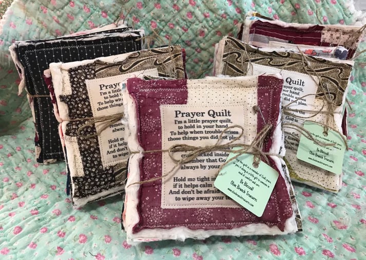 ✝️Easter Sale 49% OFF-Handmade Prayer Quilt with cross inside