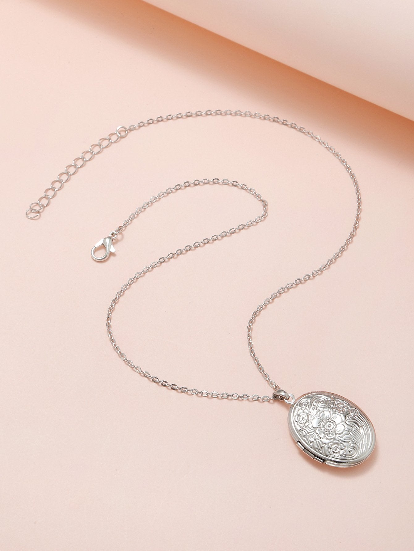 BUY 1 GET 1 FREEšLocket Necklace with Photo ā¢ Engraved Oval Necklace ā¢ Memorial Jewelry ā¢ Mother's Day Gift