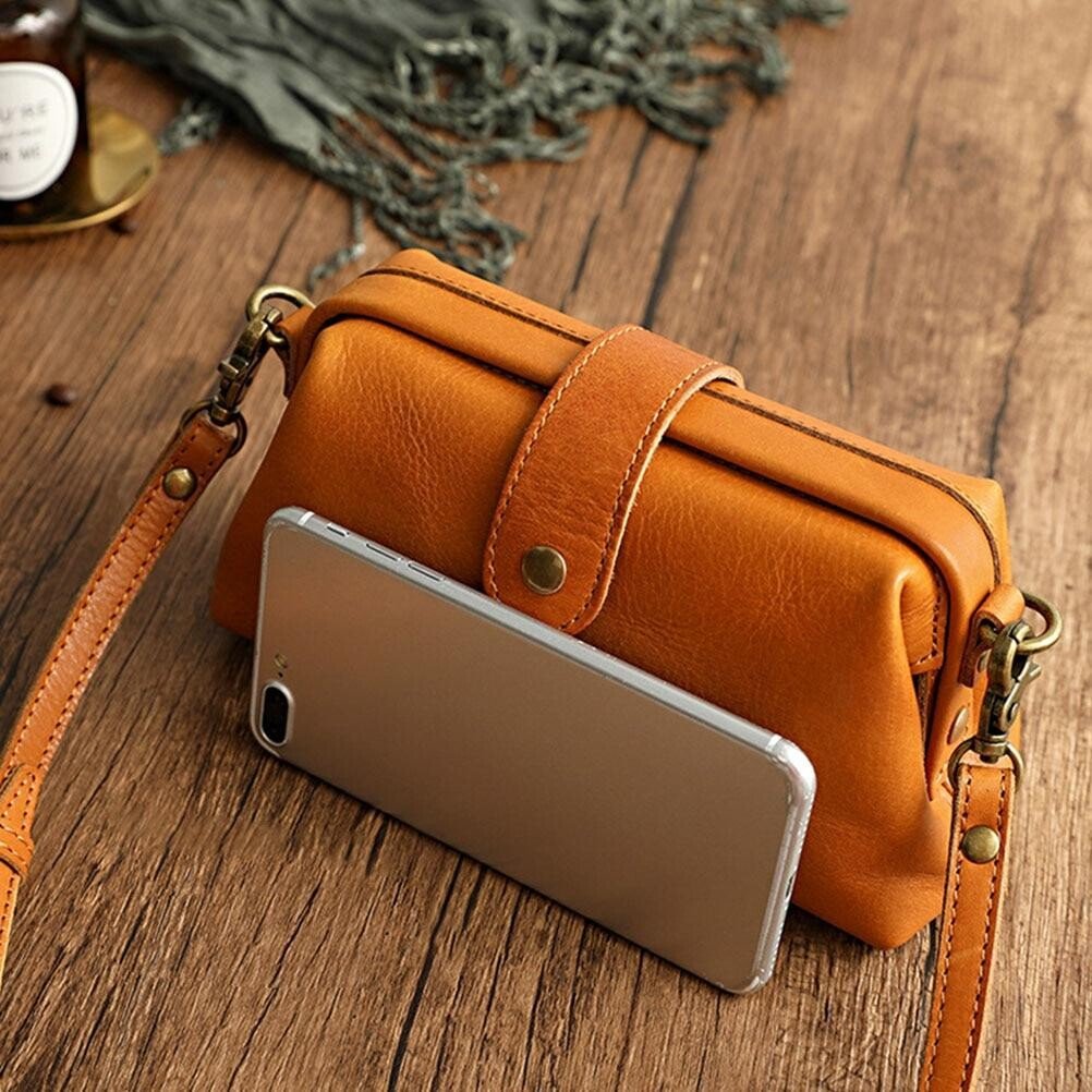 🔥Last Day Discount 50% Premium Leather Retro Handmade Bag