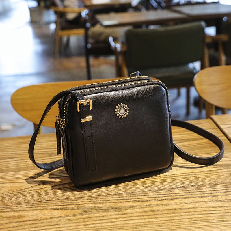 🔥Last Day Discount 70% Double Zipper Oil Wax Leather Bag