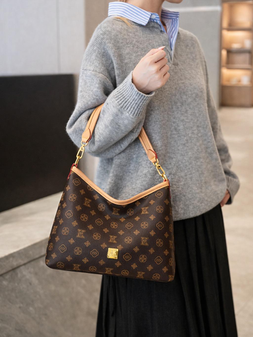 Retro Tote Bag for Women, Commuter Shoulder Bag, Versatile Crossbody Bag, High-End Large Capacity Bag for Women
