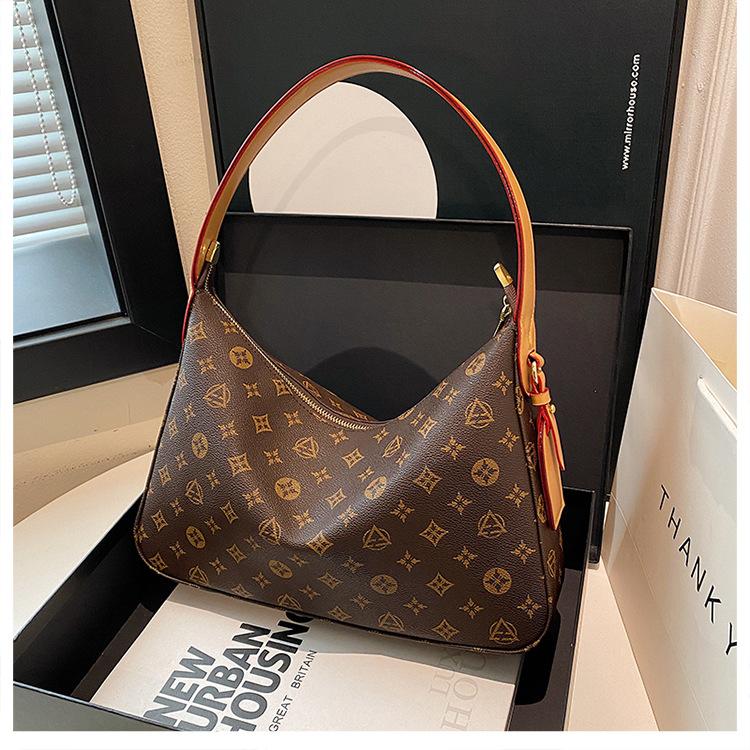 Slouchy Vintage Printed Hobo Bag Large Vegan Leather Commuter Tote for Women