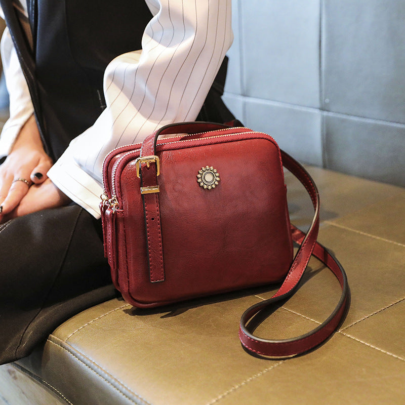 🔥Last Day Discount 70% Double Zipper Oil Wax Leather Bag