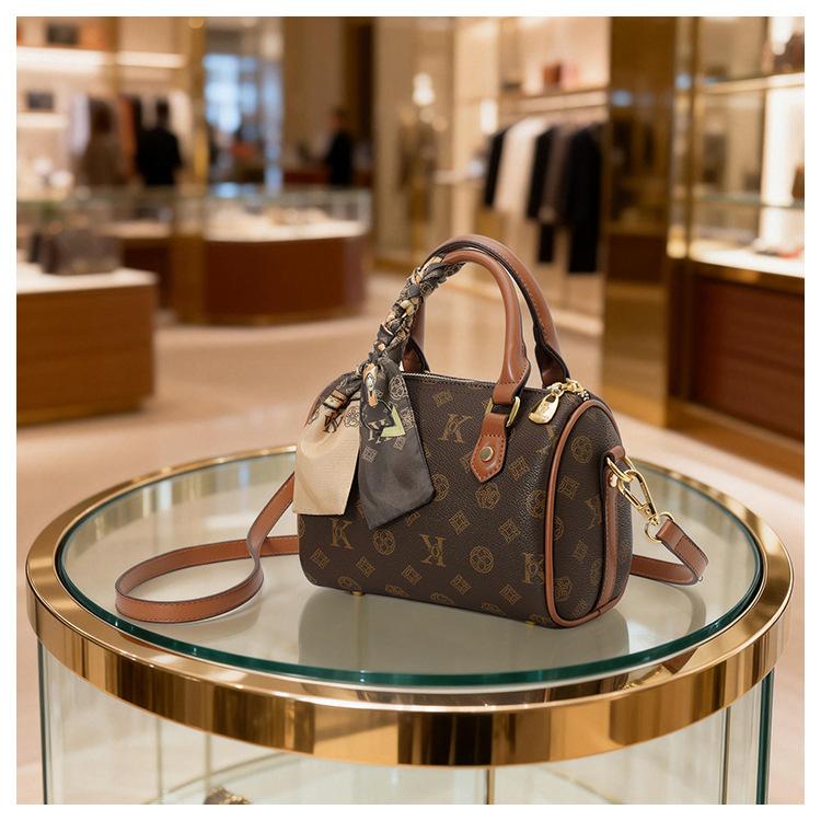 Premium Vintage Printed Pillow Purse, Women's Crossbody Shoulder Bag, Handbag for Commuting, Purse Shoulder Bag, Casual Commuter Bag, Stylish Versatile Bag