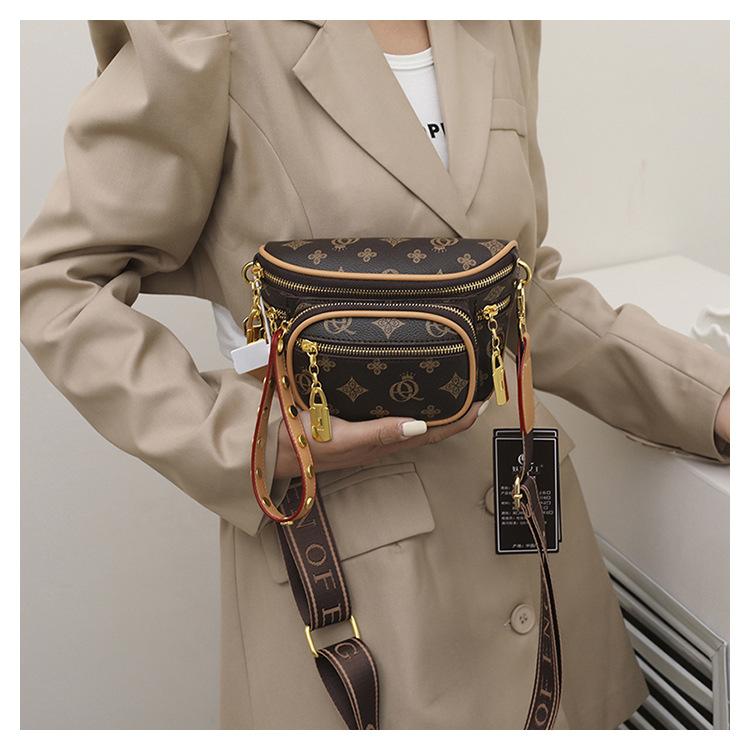 Women's PU Leather Adjustable Crossbody Bag - Lightweight Chest Sling Bag, Large Capacity Casual Fashion Trending Fanny Accessory, Casual Fashion Bag