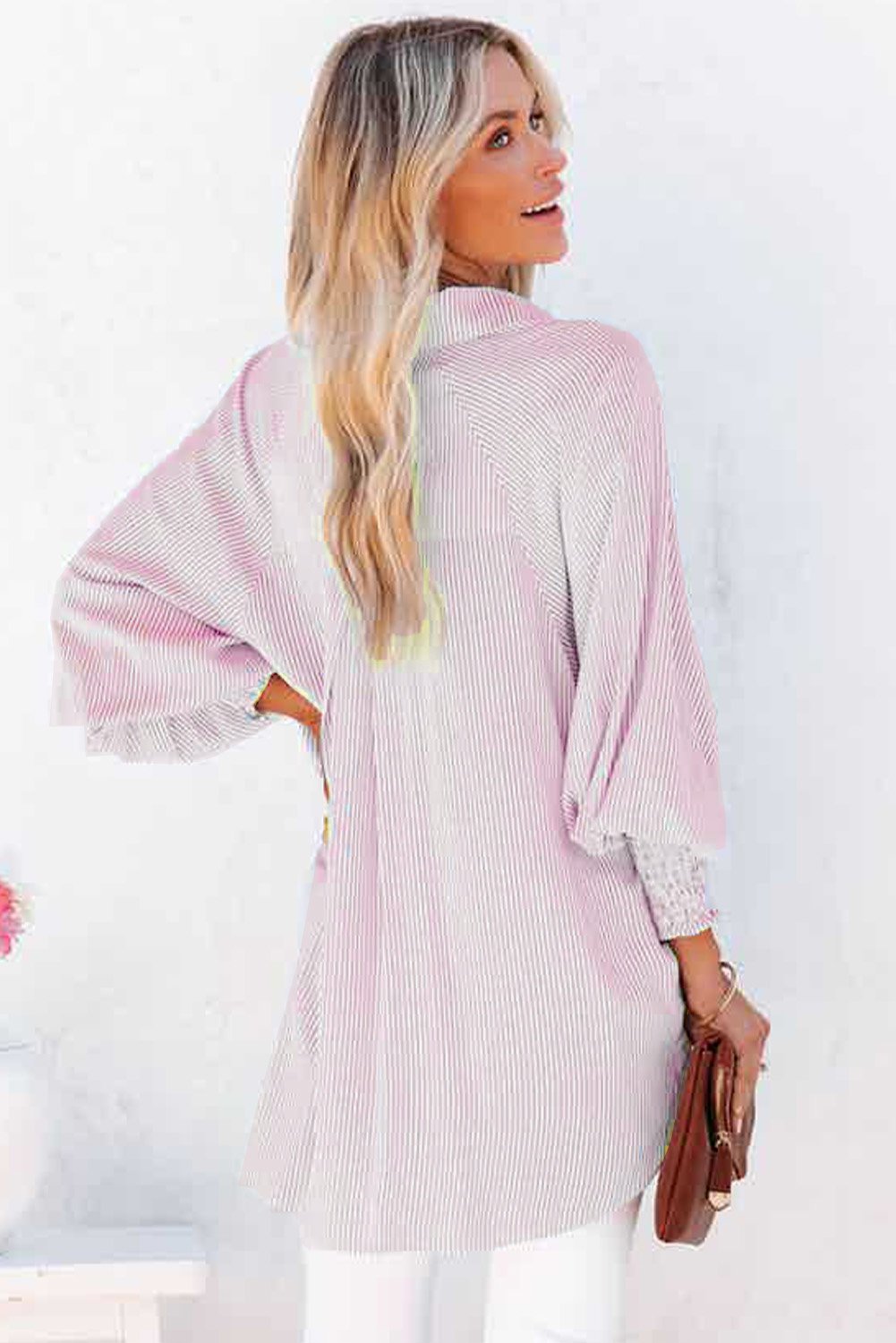 💥Mid-length smocked shirt with striped lapel and oversized drawdown sleeves