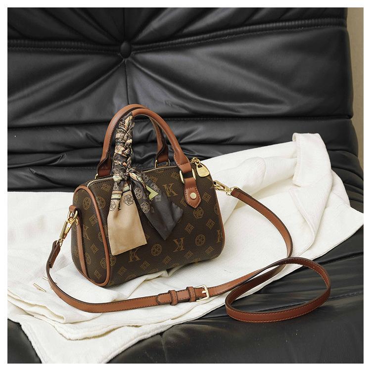 Premium Vintage Printed Pillow Purse, Women's Crossbody Shoulder Bag, Handbag for Commuting, Purse Shoulder Bag, Casual Commuter Bag, Stylish Versatile Bag