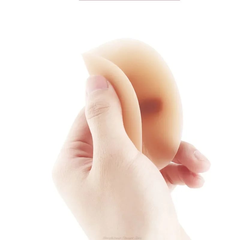 🏆#1 Bestselling🏆 --- Go Braless! Seamless CAKES circles (Latex-free and 100% Medical Silicone)