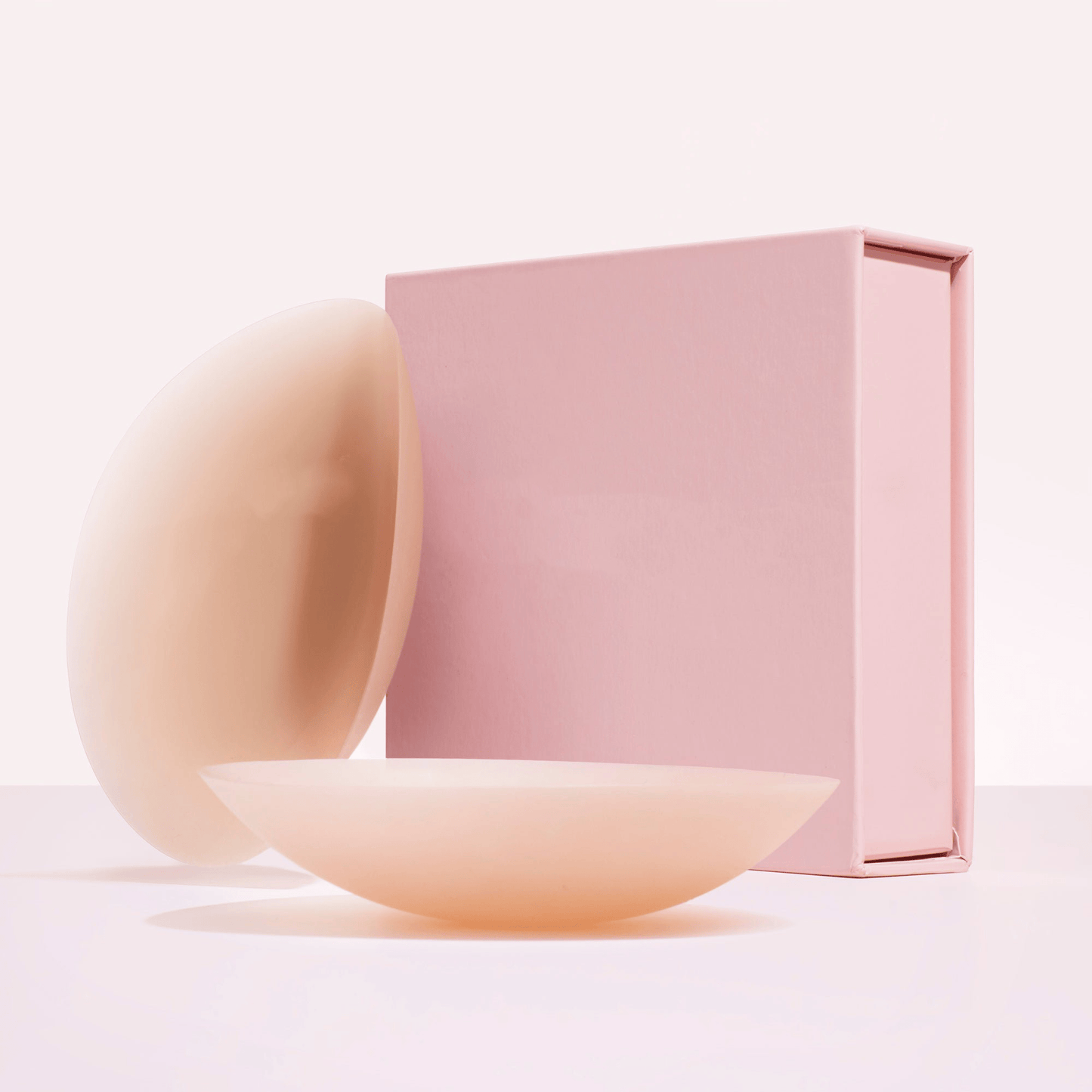 🏆#1 Bestselling🏆 --- Go Braless! Seamless CAKES circles (Latex-free and 100% Medical Silicone)