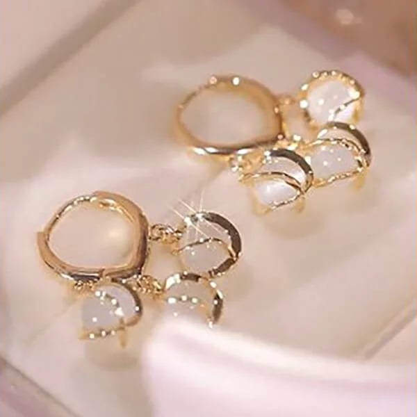 BUY 1 GET 1 FREE--Small fresh temperament simple ear buckle