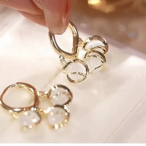 BUY 1 GET 1 FREE--Small fresh temperament simple ear buckle